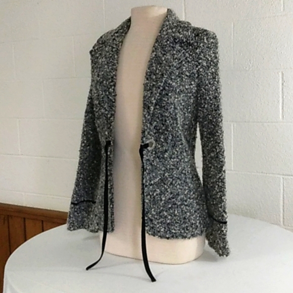 Ladies Entier black and white Jacket, Sz Large - Picture 4 of 4